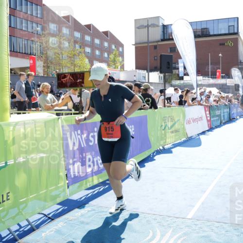 09.08.2026 - GEWOBA Citytriathlon Bremen Yannick Fuchs http://msf.ph/oto/9946024 09.08.2026 14:32:23 Ziel 782, 915, 957 meine-sportfotos.de