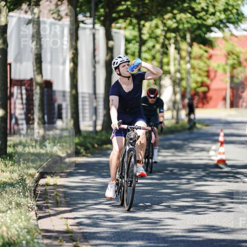 09.08.2026 - GEWOBA Citytriathlon Bremen Michael Burmester http://msf.ph/oto/9946027 09.08.2026 10:48:19 Radfahren 239, 312, 352, 356, 520 meine-sportfotos.de