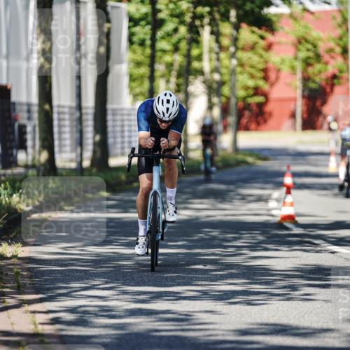 09.08.2026 - GEWOBA Citytriathlon Bremen Michael Burmester http://msf.ph/oto/9946071 09.08.2026 10:49:32 Radfahren 299, 320, 413, 454, 508 meine-sportfotos.de