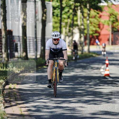 09.08.2026 - GEWOBA Citytriathlon Bremen Michael Burmester http://msf.ph/oto/9946078 09.08.2026 10:49:50 Radfahren 317, 508 meine-sportfotos.de