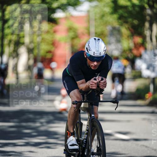 09.08.2026 - GEWOBA Citytriathlon Bremen Michael Burmester http://msf.ph/oto/9946086 09.08.2026 10:49:59 Radfahren 317, 334, 410, 458, 489 meine-sportfotos.de