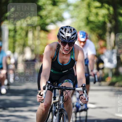 09.08.2026 - GEWOBA Citytriathlon Bremen Michael Burmester http://msf.ph/oto/9946124 09.08.2026 10:50:40 Radfahren 1, 7, 83, 337, 350, 450, 470, 481, 482, 486, 526, 532 meine-sportfotos.de