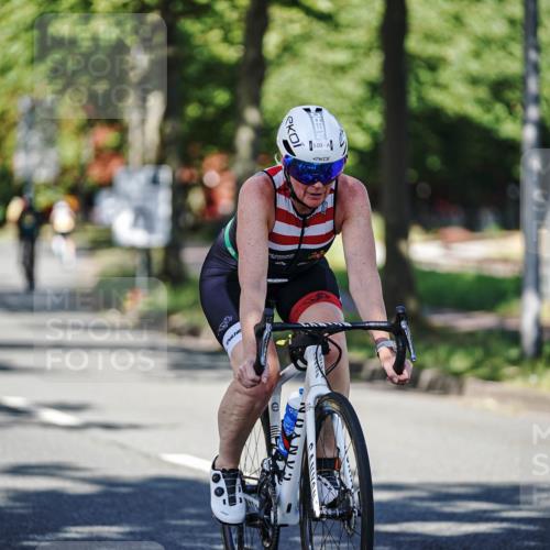 09.08.2026 - GEWOBA Citytriathlon Bremen Michael Burmester http://msf.ph/oto/9946225 09.08.2026 10:52:39 Radfahren 181, 305, 510 meine-sportfotos.de