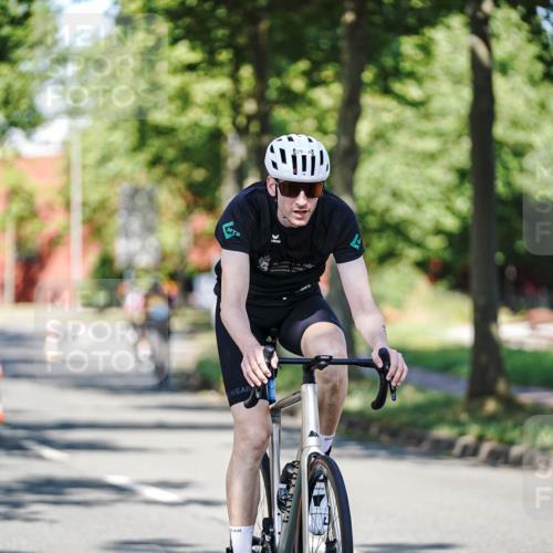 09.08.2026 - GEWOBA Citytriathlon Bremen Michael Burmester http://msf.ph/oto/9946256 09.08.2026 10:53:12 Radfahren 23, 29, 175, 233, 353, 474, 522 meine-sportfotos.de