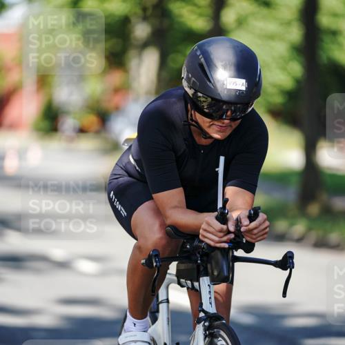 09.08.2026 - GEWOBA Citytriathlon Bremen Michael Burmester http://msf.ph/oto/9946283 09.08.2026 10:53:35 Radfahren 3, 19, 21, 107, 139, 151, 179, 423, 433, 439, 461, 477, 495 meine-sportfotos.de