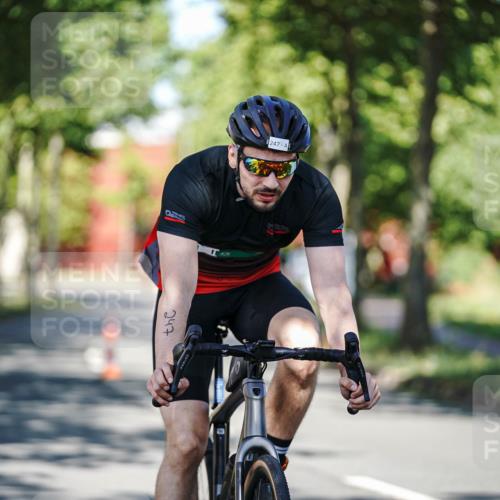 09.08.2026 - GEWOBA Citytriathlon Bremen Michael Burmester http://msf.ph/oto/9946313 09.08.2026 10:54:06 Radfahren 193, 247, 367, 473 meine-sportfotos.de
