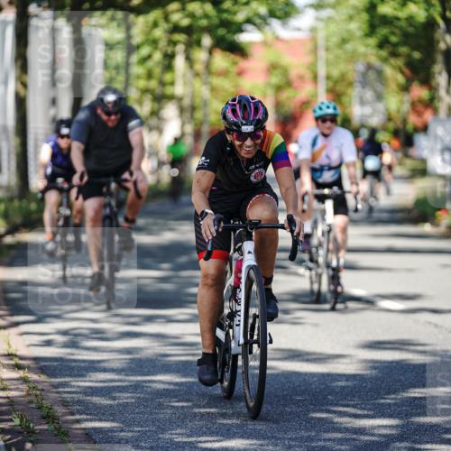 09.08.2026 - GEWOBA Citytriathlon Bremen Michael Burmester http://msf.ph/oto/9946326 09.08.2026 10:54:30 Radfahren 13, 17, 33, 87, 111, 143, 185, 195, 223, 331, 436, 467, 490, 509, 514 meine-sportfotos.de