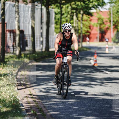 09.08.2026 - GEWOBA Citytriathlon Bremen Michael Burmester http://msf.ph/oto/9946344 09.08.2026 10:54:42 Radfahren 17, 87, 143, 185, 195, 467, 490, 514, 531 meine-sportfotos.de