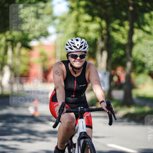 09.08.2026 - GEWOBA Citytriathlon Bremen Michael Burmester http://msf.ph/oto/9946346 09.08.2026 10:54:43 Radfahren 17, 87, 143, 185, 195, 467, 490, 514, 531 meine-sportfotos.de