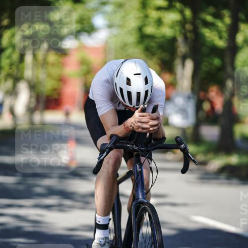 09.08.2026 - GEWOBA Citytriathlon Bremen Michael Burmester http://msf.ph/oto/9946390 09.08.2026 10:55:24 Radfahren 53, 123, 169, 187, 237, 527 meine-sportfotos.de