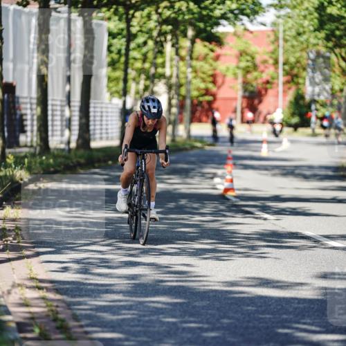 09.08.2026 - GEWOBA Citytriathlon Bremen Michael Burmester http://msf.ph/oto/9946392 09.08.2026 10:55:29 Radfahren 123, 237, 488, 527 meine-sportfotos.de