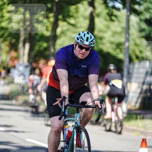 09.08.2026 - GEWOBA Citytriathlon Bremen Michael Burmester http://msf.ph/oto/9946429 09.08.2026 10:56:05 Radfahren 41, 89, 109, 155, 211, 487, 491 meine-sportfotos.de
