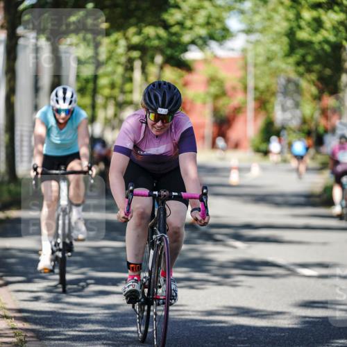 09.08.2026 - GEWOBA Citytriathlon Bremen Michael Burmester http://msf.ph/oto/9946441 09.08.2026 10:56:23 Radfahren 55, 61, 67, 163, 217, 225 meine-sportfotos.de