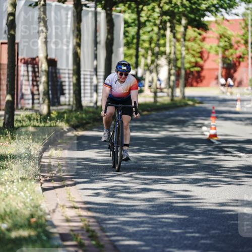 09.08.2026 - GEWOBA Citytriathlon Bremen Michael Burmester http://msf.ph/oto/9946445 09.08.2026 10:56:27 Radfahren 55, 61, 67, 163, 217, 225 meine-sportfotos.de