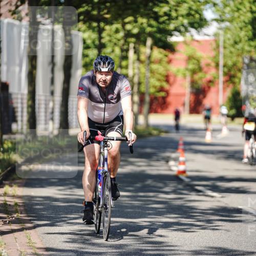 09.08.2026 - GEWOBA Citytriathlon Bremen Michael Burmester http://msf.ph/oto/9946471 09.08.2026 10:57:03 Radfahren 35, 85, 113, 243, 361, 399, 460, 480 meine-sportfotos.de