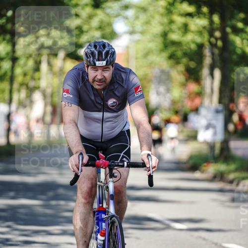 09.08.2026 - GEWOBA Citytriathlon Bremen Michael Burmester http://msf.ph/oto/9946473 09.08.2026 10:57:03 Radfahren 35, 85, 113, 243, 361, 399, 460, 480 meine-sportfotos.de