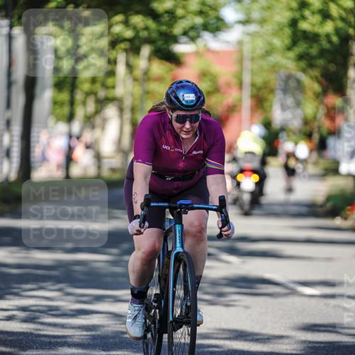 09.08.2026 - GEWOBA Citytriathlon Bremen Michael Burmester http://msf.ph/oto/9946481 09.08.2026 10:57:15 Radfahren 183, 191, 243, 281, 361 meine-sportfotos.de