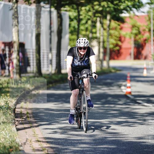 09.08.2026 - GEWOBA Citytriathlon Bremen Michael Burmester http://msf.ph/oto/9946510 09.08.2026 10:57:58 Radfahren 171, 434, 446 meine-sportfotos.de