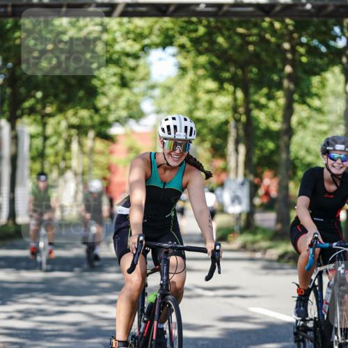 09.08.2026 - GEWOBA Citytriathlon Bremen Michael Burmester http://msf.ph/oto/9946549 09.08.2026 11:00:37 Radfahren 73, 91, 127, 161, 165, 415, 424, 425 meine-sportfotos.de