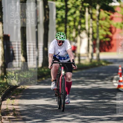 09.08.2026 - GEWOBA Citytriathlon Bremen Michael Burmester http://msf.ph/oto/9946592 09.08.2026 11:01:53 Radfahren 9, 469 meine-sportfotos.de