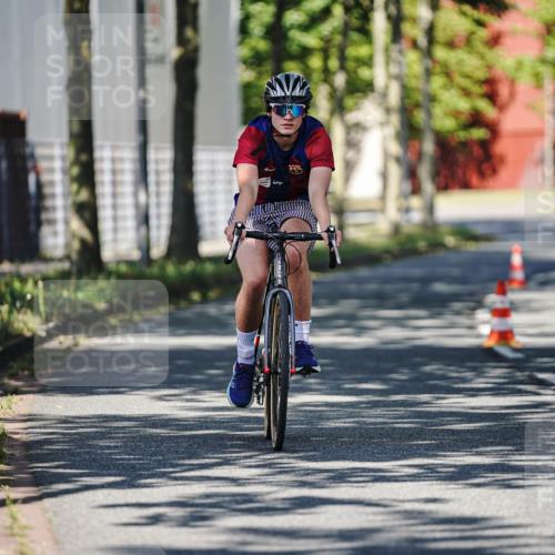 09.08.2026 - GEWOBA Citytriathlon Bremen Michael Burmester http://msf.ph/oto/9946602 09.08.2026 11:03:53 Radfahren 525 meine-sportfotos.de