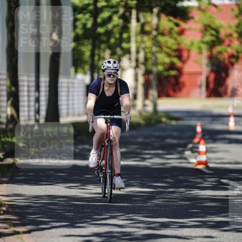 09.08.2026 - GEWOBA Citytriathlon Bremen Michael Burmester http://msf.ph/oto/9946618 09.08.2026 11:07:51 Radfahren 441 meine-sportfotos.de