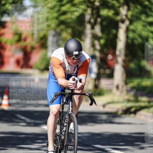 09.08.2026 - GEWOBA Citytriathlon Bremen Michael Burmester http://msf.ph/oto/9946655 09.08.2026 12:02:56 Radfahren 579, 650 meine-sportfotos.de
