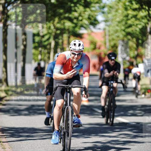 09.08.2026 - GEWOBA Citytriathlon Bremen Michael Burmester http://msf.ph/oto/9946700 09.08.2026 12:05:36 Radfahren 541, 560, 562, 623, 695, 696, 757, 1110 meine-sportfotos.de