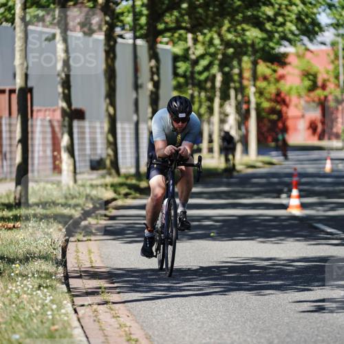09.08.2026 - GEWOBA Citytriathlon Bremen Michael Burmester http://msf.ph/oto/9946736 09.08.2026 12:06:26 Radfahren 559, 571, 604, 651, 664, 687, 701, 707 meine-sportfotos.de