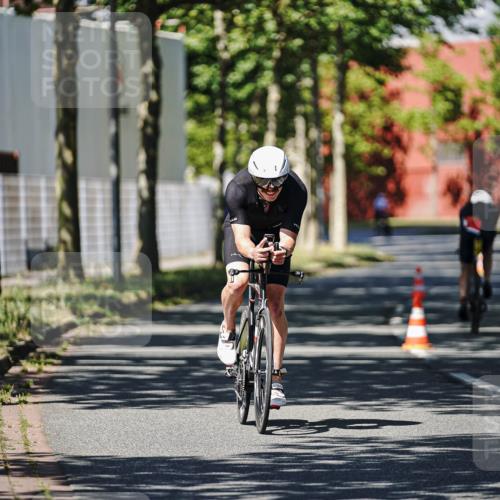 09.08.2026 - GEWOBA Citytriathlon Bremen Michael Burmester http://msf.ph/oto/9946753 09.08.2026 12:07:02 Radfahren 737 meine-sportfotos.de