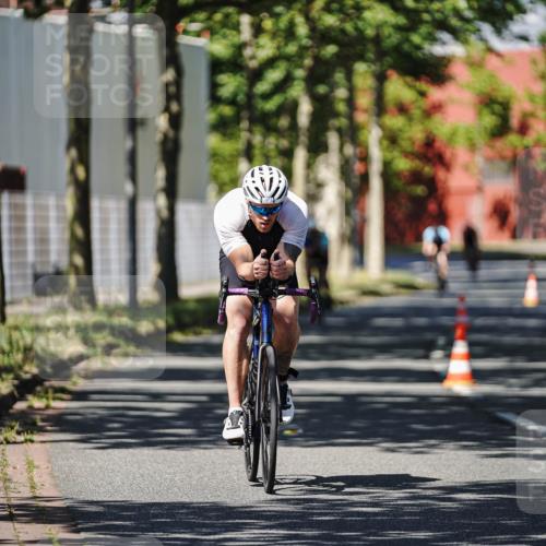 09.08.2026 - GEWOBA Citytriathlon Bremen Michael Burmester http://msf.ph/oto/9946768 09.08.2026 12:07:35 Radfahren 572, 586, 628, 761 meine-sportfotos.de