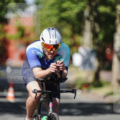 09.08.2026 - GEWOBA Citytriathlon Bremen Michael Burmester http://msf.ph/oto/9946774 09.08.2026 12:07:40 Radfahren 572, 586, 614, 628, 649, 761 meine-sportfotos.de