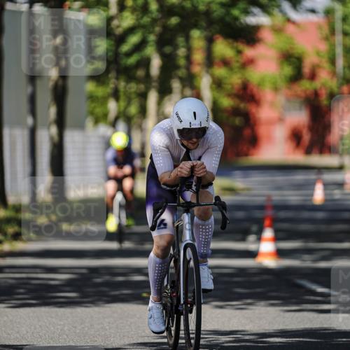 09.08.2026 - GEWOBA Citytriathlon Bremen Michael Burmester http://msf.ph/oto/9946784 09.08.2026 12:07:50 Radfahren 572, 577, 586, 614, 649, 705, 1001 meine-sportfotos.de