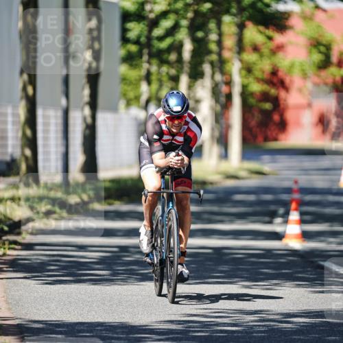 09.08.2026 - GEWOBA Citytriathlon Bremen Michael Burmester http://msf.ph/oto/9946794 09.08.2026 12:08:04 Radfahren 577, 671, 705, 787, 1001 meine-sportfotos.de