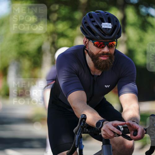 09.08.2026 - GEWOBA Citytriathlon Bremen Michael Burmester http://msf.ph/oto/9946875 09.08.2026 12:10:06 Radfahren 619, 633, 688, 729, 770, 774, 1002 meine-sportfotos.de