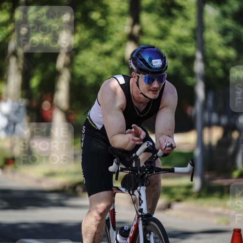 09.08.2026 - GEWOBA Citytriathlon Bremen Michael Burmester http://msf.ph/oto/9946935 09.08.2026 12:11:17 Radfahren 112, 588, 641, 698, 703, 767, 789, 801, 854 meine-sportfotos.de