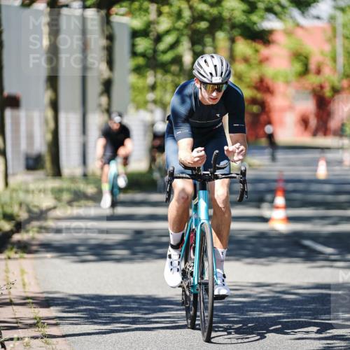09.08.2026 - GEWOBA Citytriathlon Bremen Michael Burmester http://msf.ph/oto/9946963 09.08.2026 12:11:40 Radfahren 549, 631, 666, 676, 691, 692, 712, 732, 862, 1153 meine-sportfotos.de