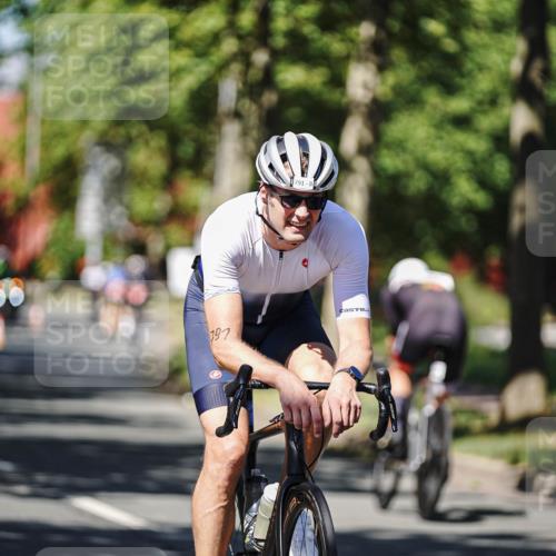 09.08.2026 - GEWOBA Citytriathlon Bremen Michael Burmester http://msf.ph/oto/9947011 09.08.2026 12:12:30 Radfahren 544, 589, 632, 661, 697, 791, 825, 835, 1127, 1131 meine-sportfotos.de