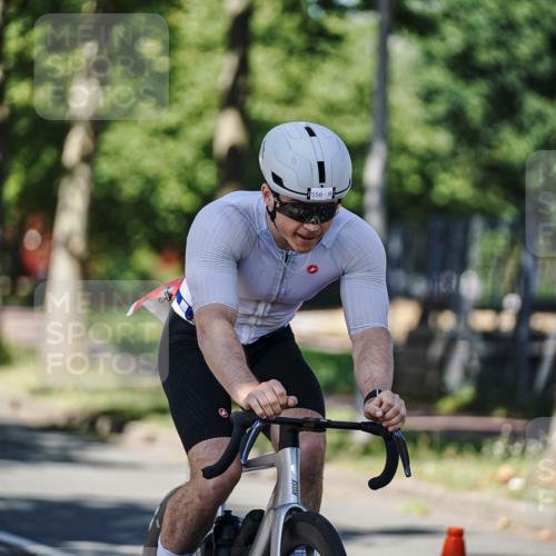09.08.2026 - GEWOBA Citytriathlon Bremen Michael Burmester http://msf.ph/oto/9947038 09.08.2026 12:12:51 Radfahren 556, 593, 605, 606, 683, 686, 723, 764, 843, 852, 878, 951 meine-sportfotos.de