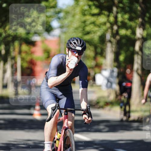 09.08.2026 - GEWOBA Citytriathlon Bremen Michael Burmester http://msf.ph/oto/9947064 09.08.2026 12:13:16 Radfahren 551, 575, 616, 636, 658, 747, 824, 882, 1116, 1148 meine-sportfotos.de