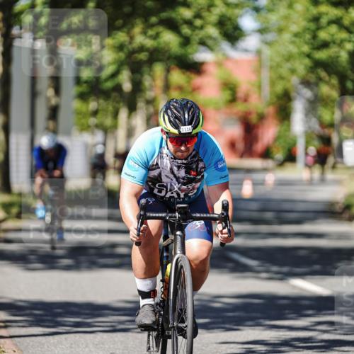 09.08.2026 - GEWOBA Citytriathlon Bremen Michael Burmester http://msf.ph/oto/9947070 09.08.2026 12:13:24 Radfahren 551, 591, 710, 824, 882, 884, 1011, 1116, 1148, 1150 meine-sportfotos.de