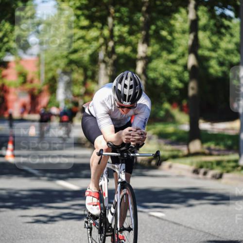 09.08.2026 - GEWOBA Citytriathlon Bremen Michael Burmester http://msf.ph/oto/9947109 09.08.2026 12:14:07 Radfahren 594, 662, 771 meine-sportfotos.de