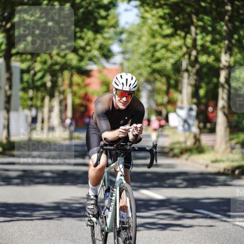 09.08.2026 - GEWOBA Citytriathlon Bremen Michael Burmester http://msf.ph/oto/9947112 09.08.2026 12:14:17 Radfahren 594, 647, 662 meine-sportfotos.de