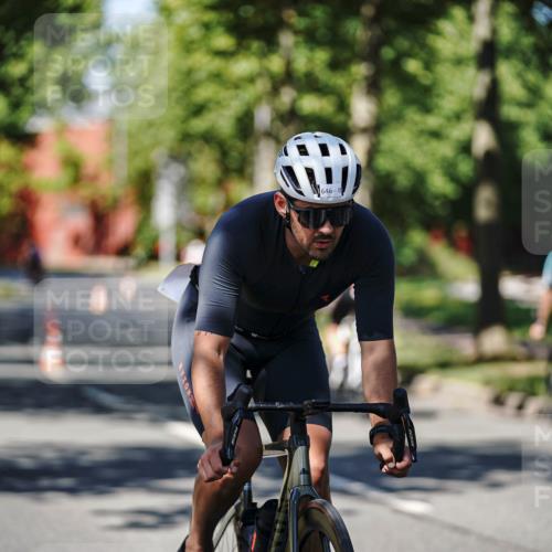 09.08.2026 - GEWOBA Citytriathlon Bremen Michael Burmester http://msf.ph/oto/9947166 09.08.2026 12:15:12 Radfahren 613, 615, 646, 924, 1015, 1016, 1128 meine-sportfotos.de