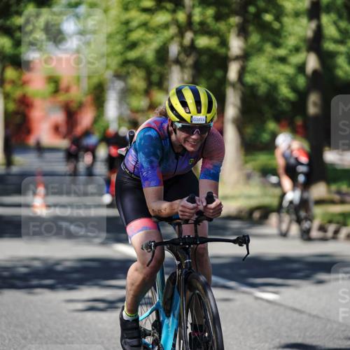 09.08.2026 - GEWOBA Citytriathlon Bremen Michael Burmester http://msf.ph/oto/9947169 09.08.2026 12:15:16 Radfahren 613, 615, 646, 793, 924, 1008, 1016, 1128 meine-sportfotos.de