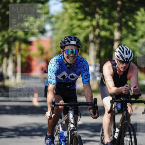 09.08.2026 - GEWOBA Citytriathlon Bremen Michael Burmester http://msf.ph/oto/9947172 09.08.2026 12:15:23 Radfahren 613, 615, 646, 655, 793, 1008, 1016, 1128 meine-sportfotos.de