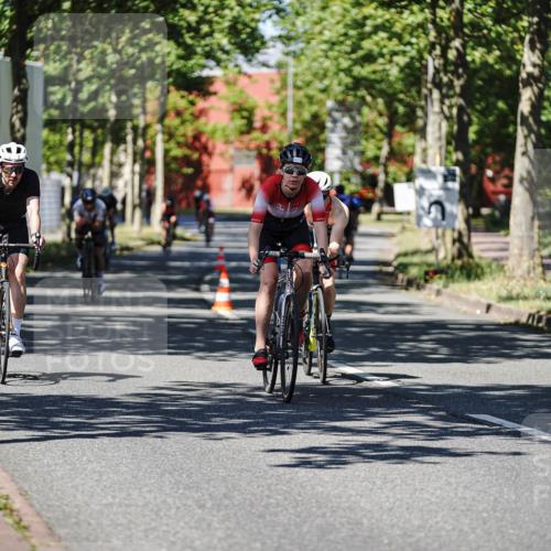 09.08.2026 - GEWOBA Citytriathlon Bremen Michael Burmester http://msf.ph/oto/9947227 09.08.2026 12:16:16 Radfahren 564, 580, 611, 716, 726, 775, 855, 914, 955, 1117 meine-sportfotos.de
