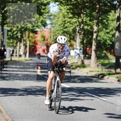09.08.2026 - GEWOBA Citytriathlon Bremen Michael Burmester http://msf.ph/oto/9947265 09.08.2026 12:16:41 Radfahren 545, 638, 648, 777, 804, 846, 918, 1138 meine-sportfotos.de