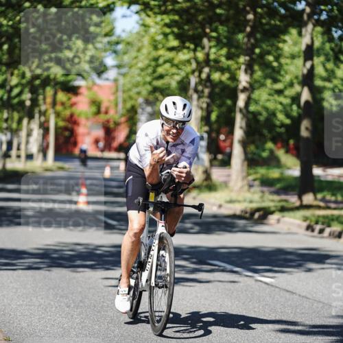 09.08.2026 - GEWOBA Citytriathlon Bremen Michael Burmester http://msf.ph/oto/9947266 09.08.2026 12:16:42 Radfahren 648, 804, 846, 918, 1138 meine-sportfotos.de