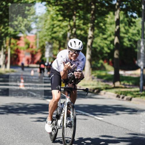 09.08.2026 - GEWOBA Citytriathlon Bremen Michael Burmester http://msf.ph/oto/9947267 09.08.2026 12:16:42 Radfahren 648, 804, 846, 918, 1138 meine-sportfotos.de